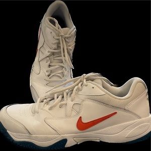 Nike tennis court shoes Court Lite 2